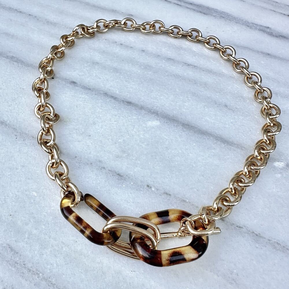 Gold Tone Chain Necklace Chunky Toggle Tortoise Shell Lucite Link Layering Vtg - Picture 4 of 5
